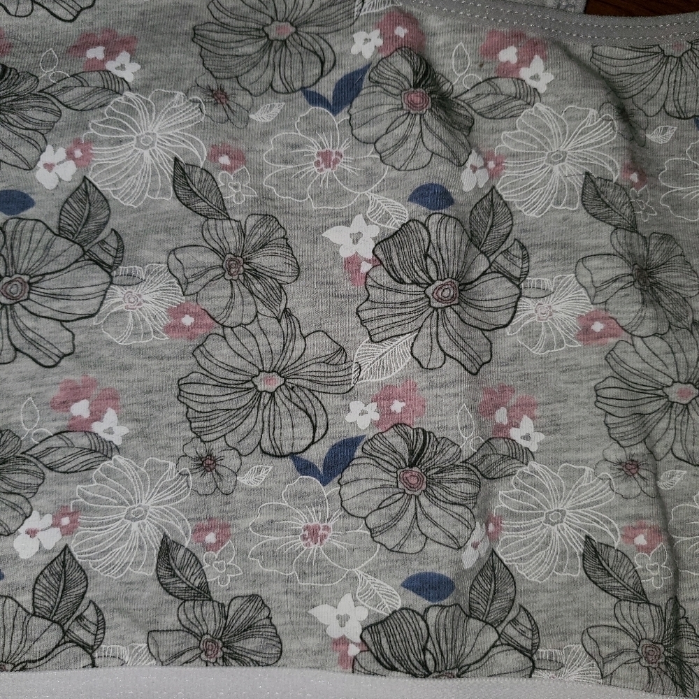 SERRA Sports Bra Without Padding, Stretchy Waist Band.  Size XL - Picture 2 of 5
